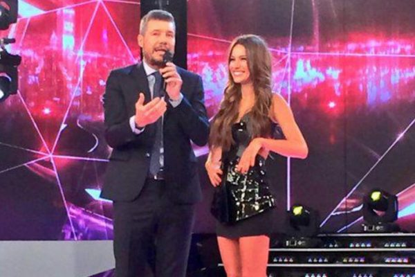 Las vacaciones diferentes de Marcelo Tinelli: bicicleteadas, entrenamiento y series con sus hijos junto al lago