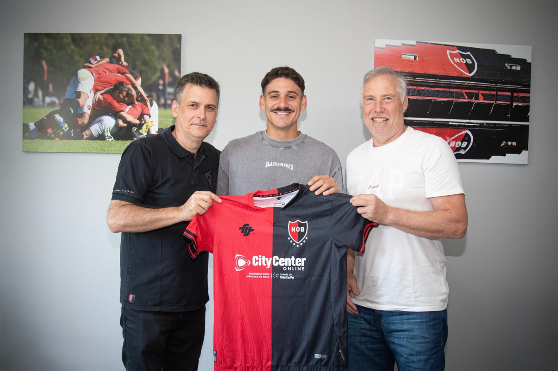 El Zorro regresó a la Argentina. Matías Cóccaro se pondrá la camiseta de Newell's luego de su paso por la MLS de Estados Unidos (Prensa Newell's)