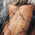 Marta Fort sorprendió con un enorme tatuaje sobre su espalda: “Me hice una cosita”