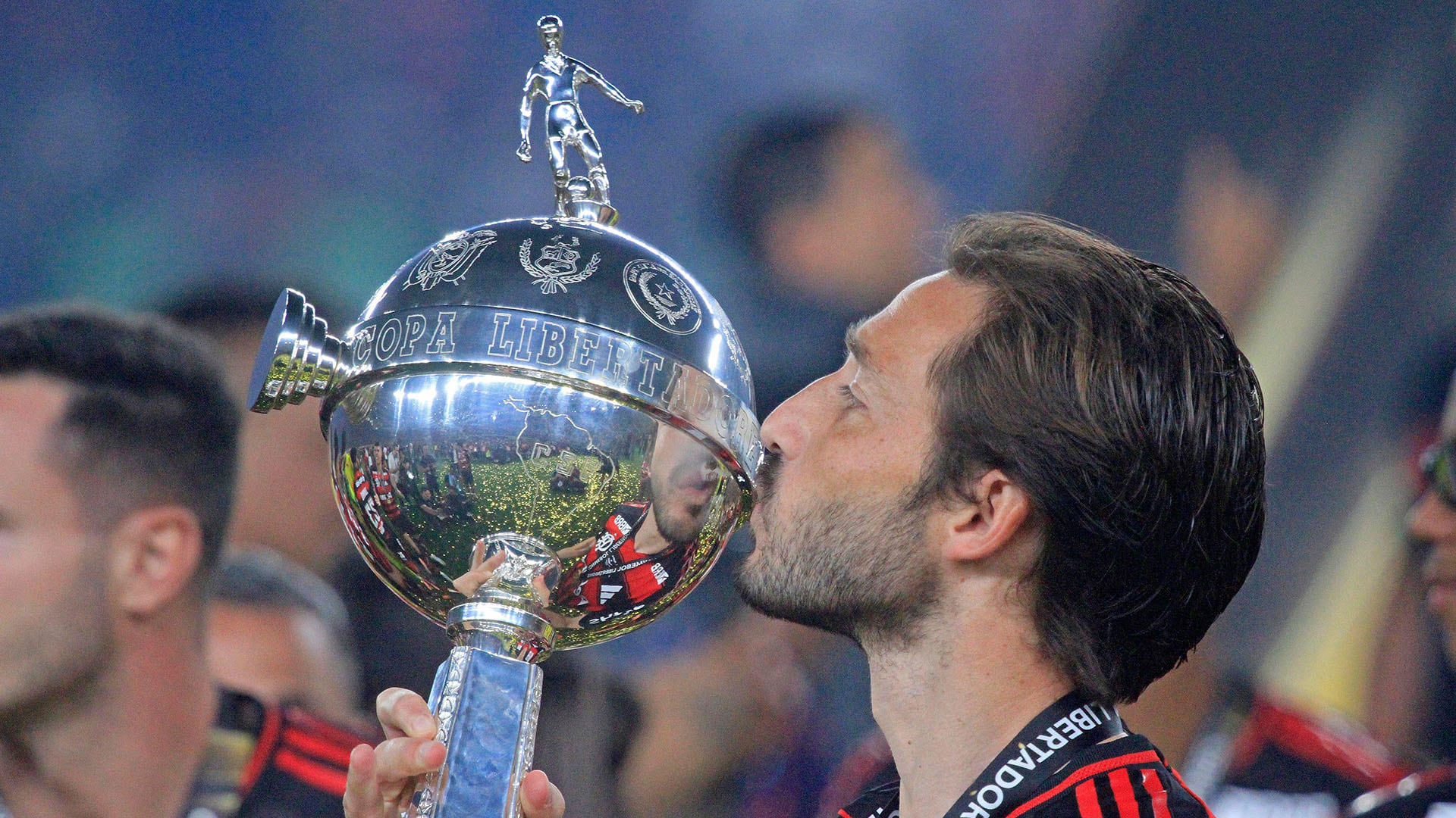 Matías Viña fue campeón de la última Copa Libertadores, aunque no sumó minutos en Flamengo (Crédito: Grosby)