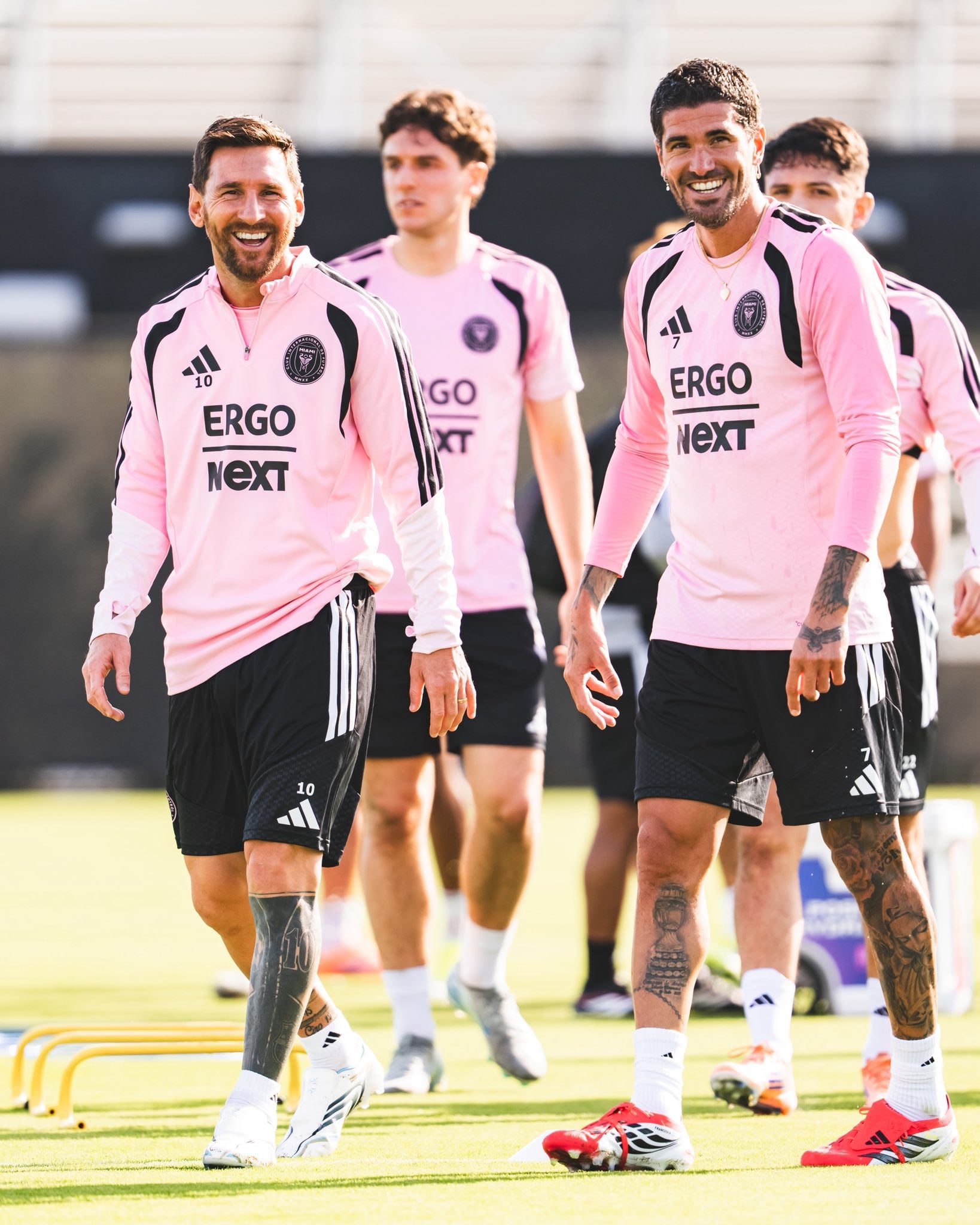 La sonrisa de Messi y De Paul en el regreso a los entrenamientos del Inter Miami (Crédito: @InterMiamiCF)