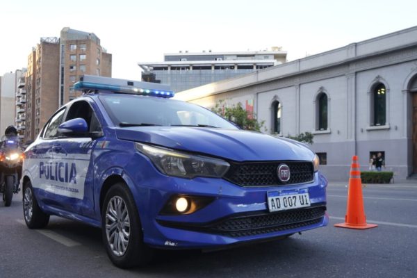 Misterio en Córdoba: un hombre de 64 años que estaba de vacaciones murió mientras navegaba en kayak