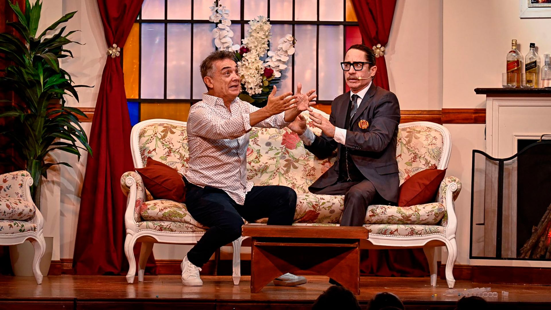 El teatro Santa Fe, escenario de la obra, es un punto de encuentro histórico donde Artaza consolidó relaciones personales y profesionales