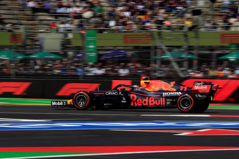 “No hay nada que cambiar en Red Bull”: Checo Pérez aseguró que lo importante es vencer en la pista