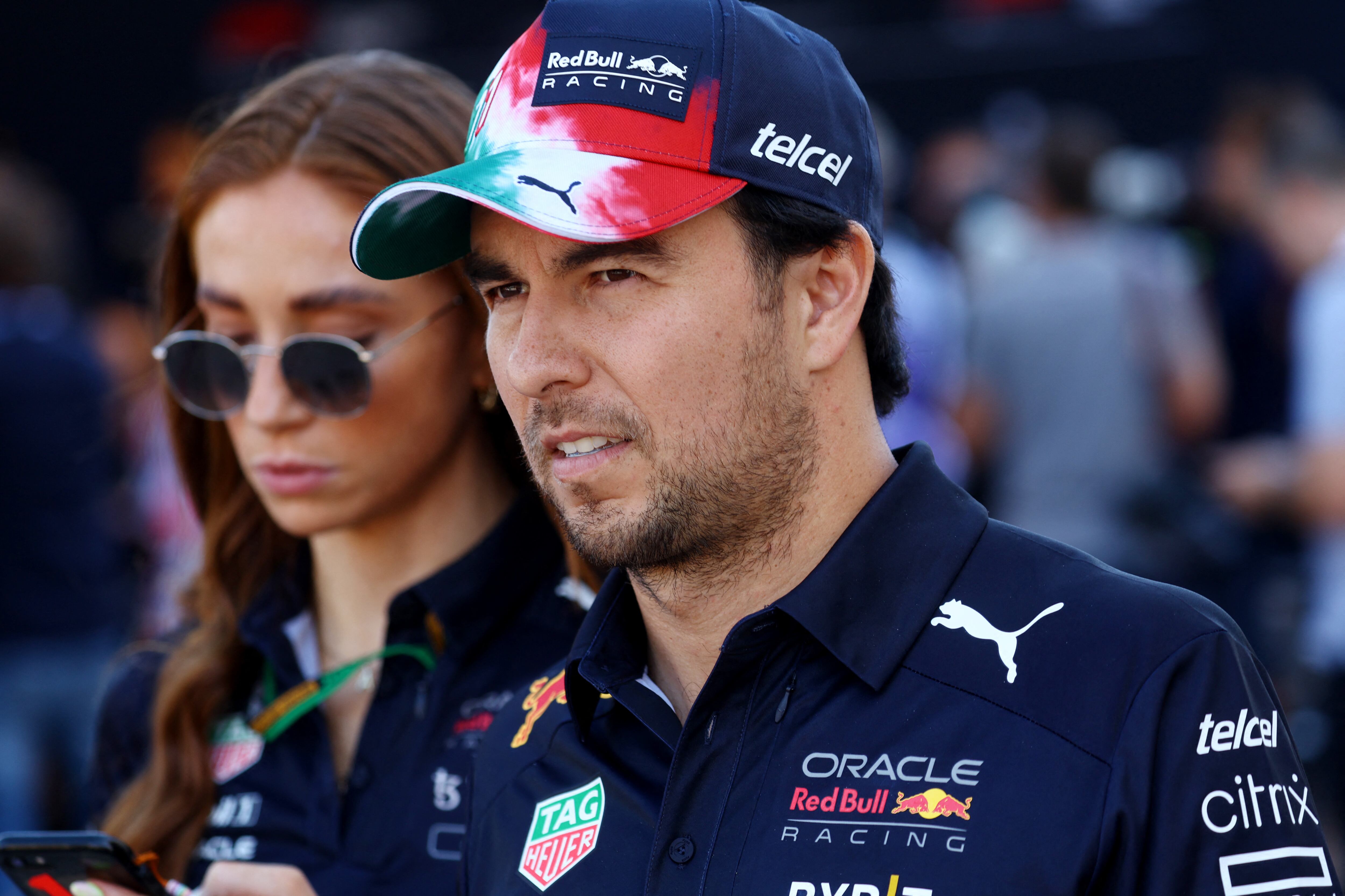 Sergio Pérez aseguró que no cambiaría nada dentro de Red Bull (Foto: REUTERS/Mike Segar)