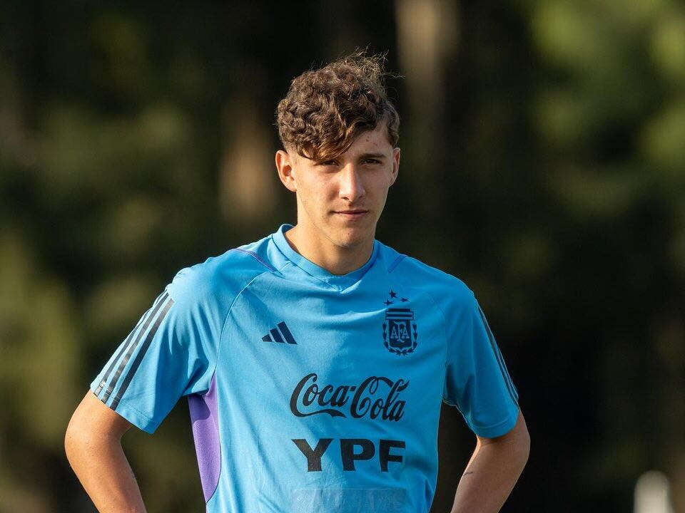 Scarlato forma parte de los seleccionados juveniles