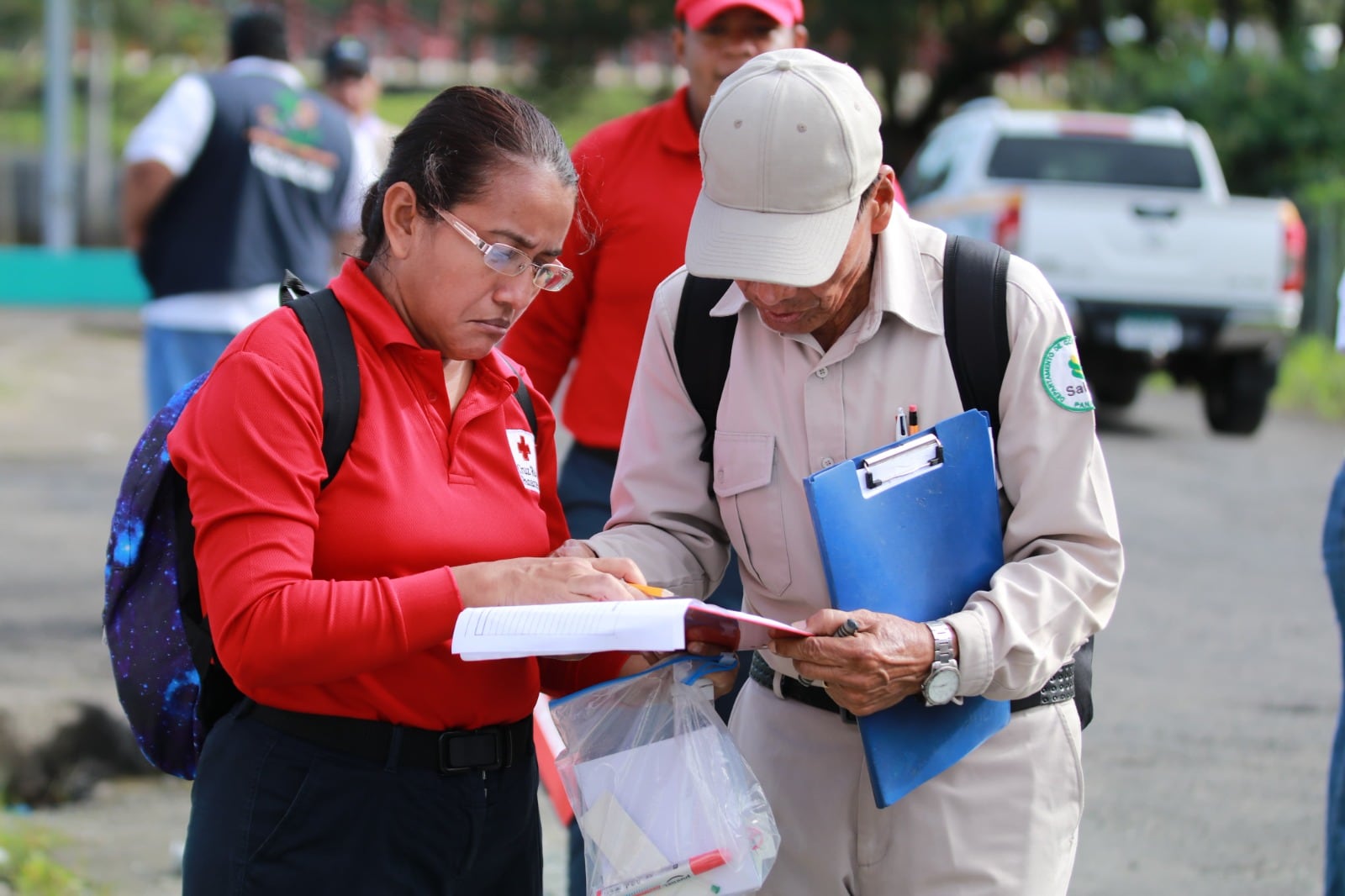 Las autoridades panameñas habilitaron una plataforma digital que permite a la ciudadanía reportar criaderos y casos sospechosos a través de mensajería instantánea.