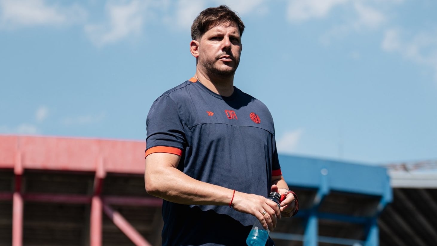 Damián Ayude espera por la habilitación de los refuerzos