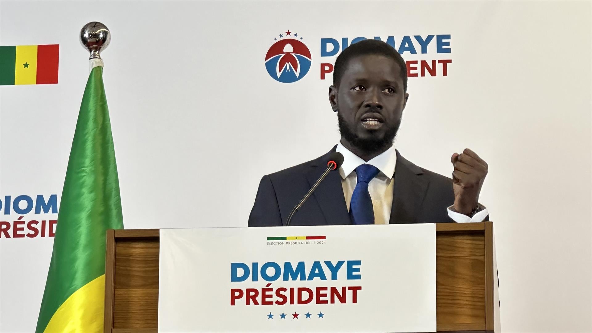 El presidente de Senegal, Bassirou-Diomaye Faye, premió al plantel por haber conseguido la Copa Africana de Naciones 