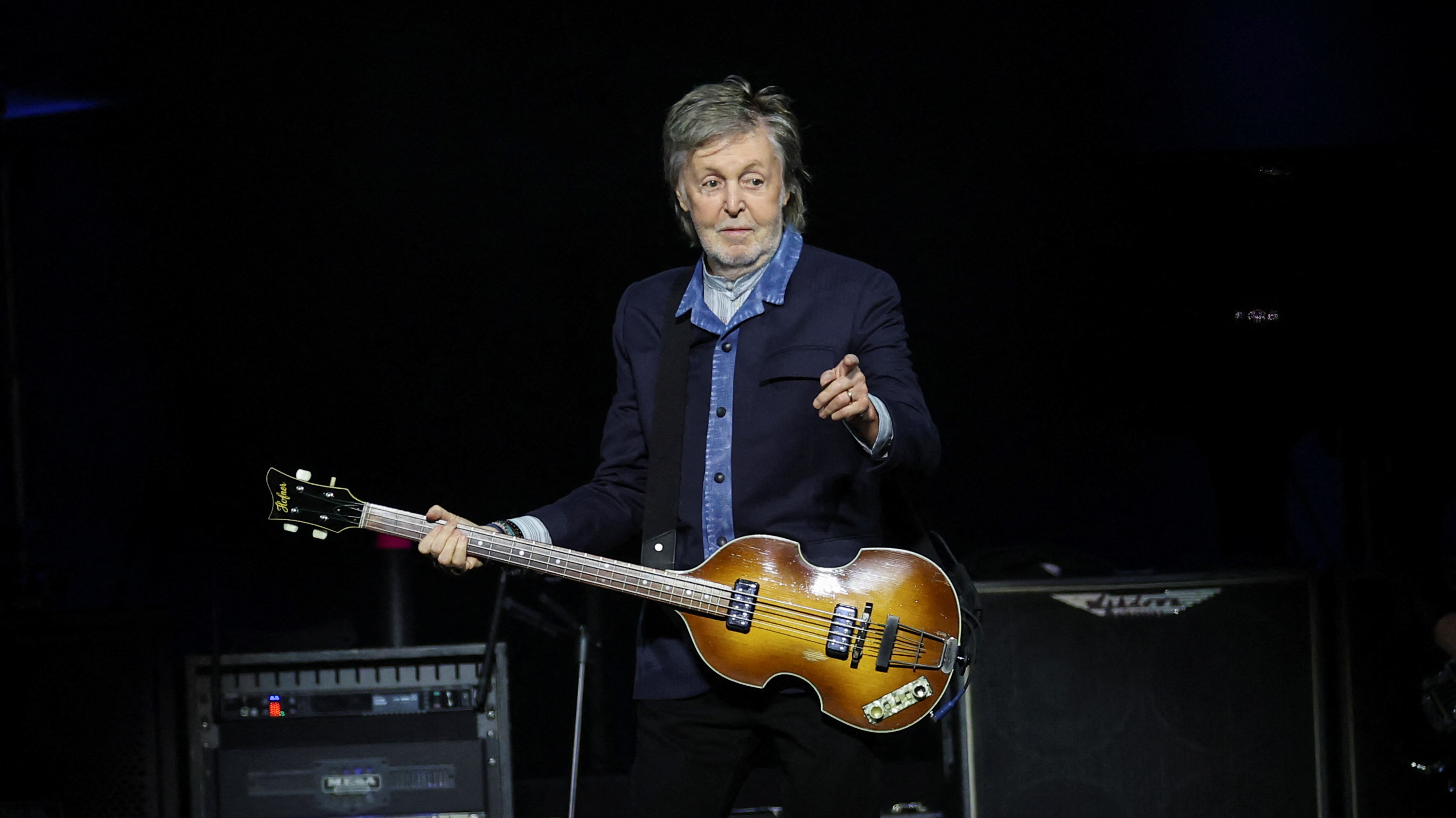 El ex Beatle mantiene la esperanza de concretar una colaboración única, a pesar del rechazo inicial por parte de Yorke REUTERS/Toby Melville NO RESALES. NO ARCHIVES.