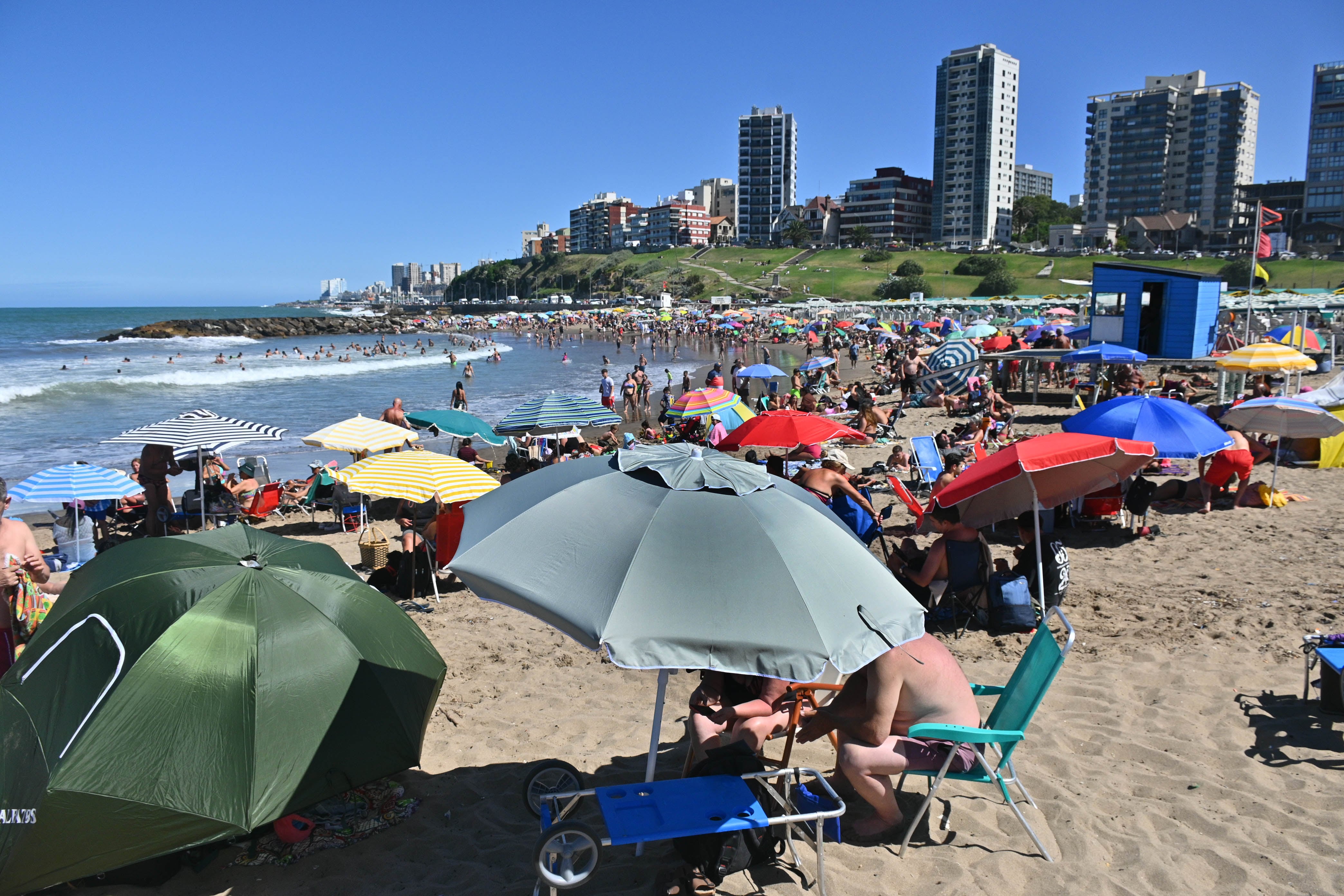 El aumento del nivel del mar podría llegar a cuarenta centímetros a fin de siglo y hasta ochenta si no bajan las emisiones - Jose Tetty
