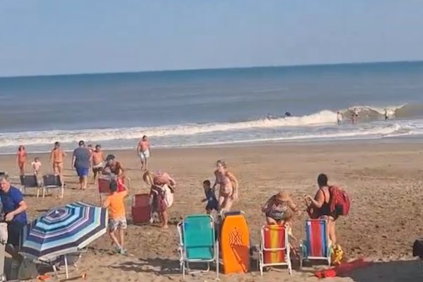 Playas más chicas: por qué hay cada vez menos arena en algunas zonas de la Costa Atlántica bonaerense