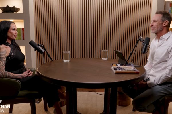 Por qué el músculo es clave para la longevidad, y no la pérdida de grasa, según una especialista