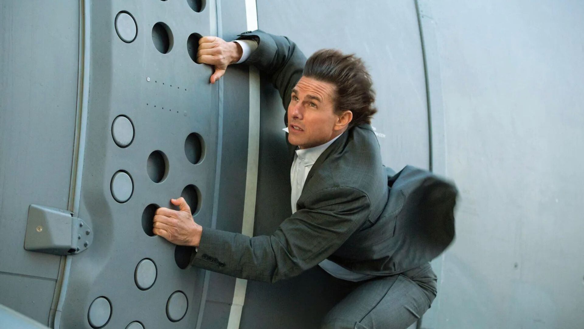 La adaptación dirigida por Brian De Palma eligió centrar la acción en Ethan Hunt, interpretado por Tom Cruise, y rompió con la dinámica de trabajo en equipo (Archivo: Paramount Pictures)