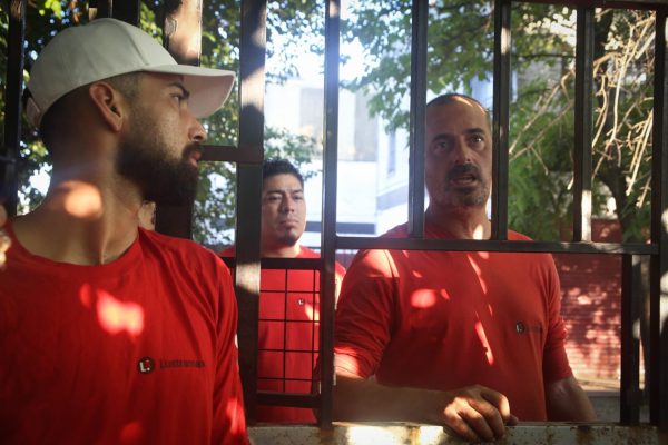 Protesta en Panamericana: empleados de empresa de papelería realizaron un corte total por despidos