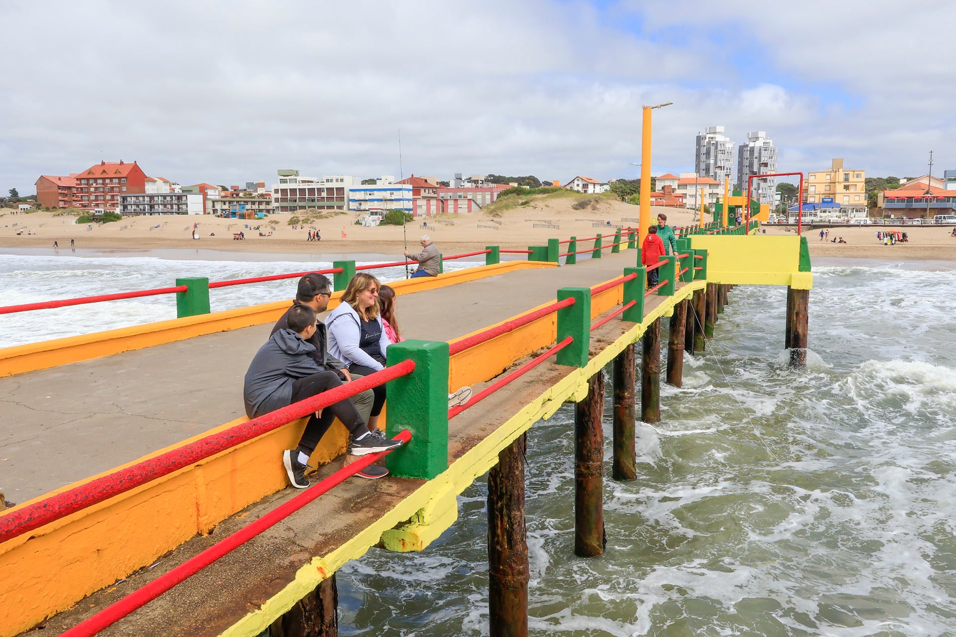 “Que aprenda”: denunciaron a un guardavidas por no socorrer a un kayakista y filmarlo mientras pedía ayuda