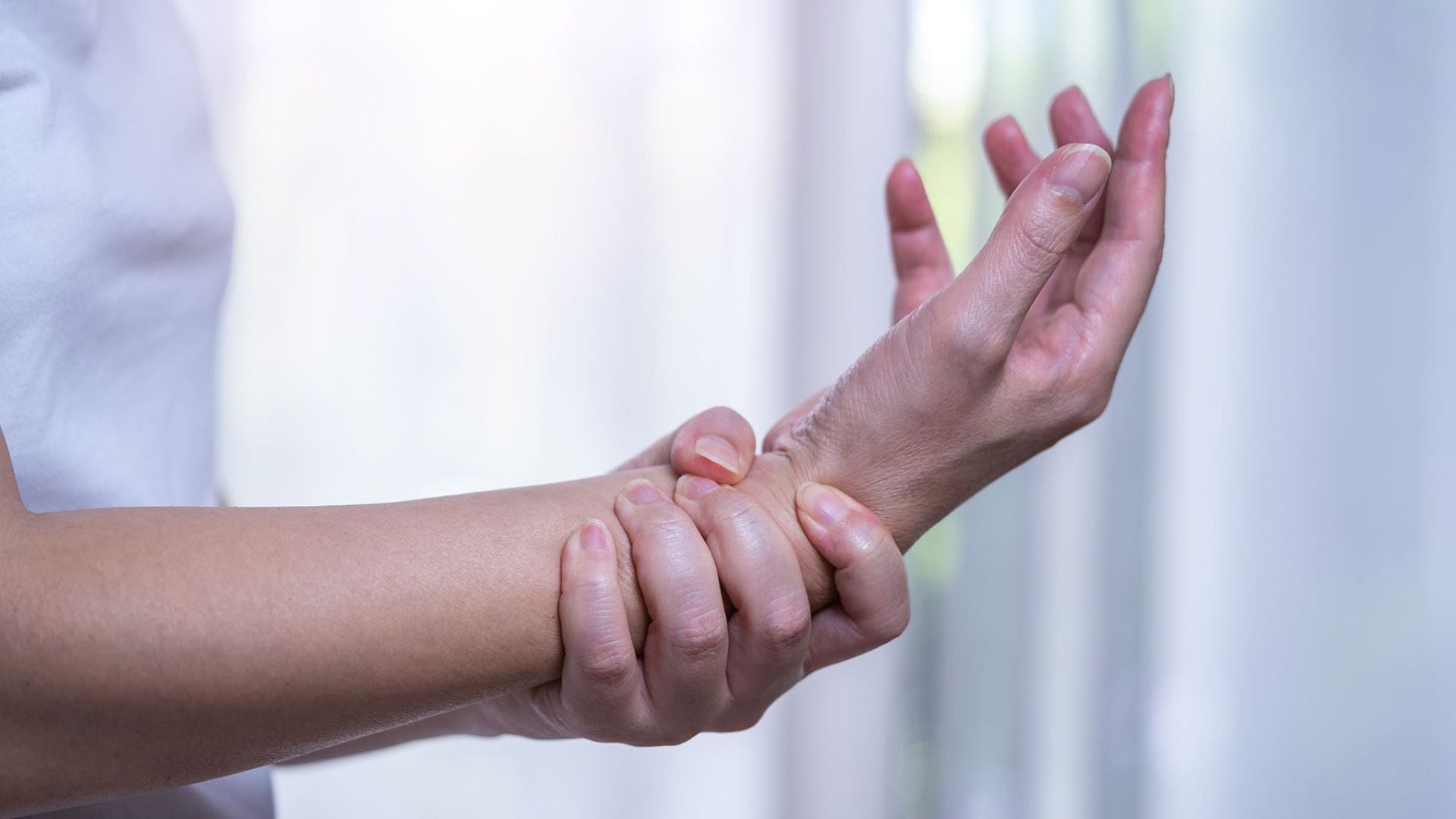 La dieta influye en la artritis y puede reducir la inflamación y el dolor articular, según nuevas investigaciones (Imagen ilustrativa Infobae)