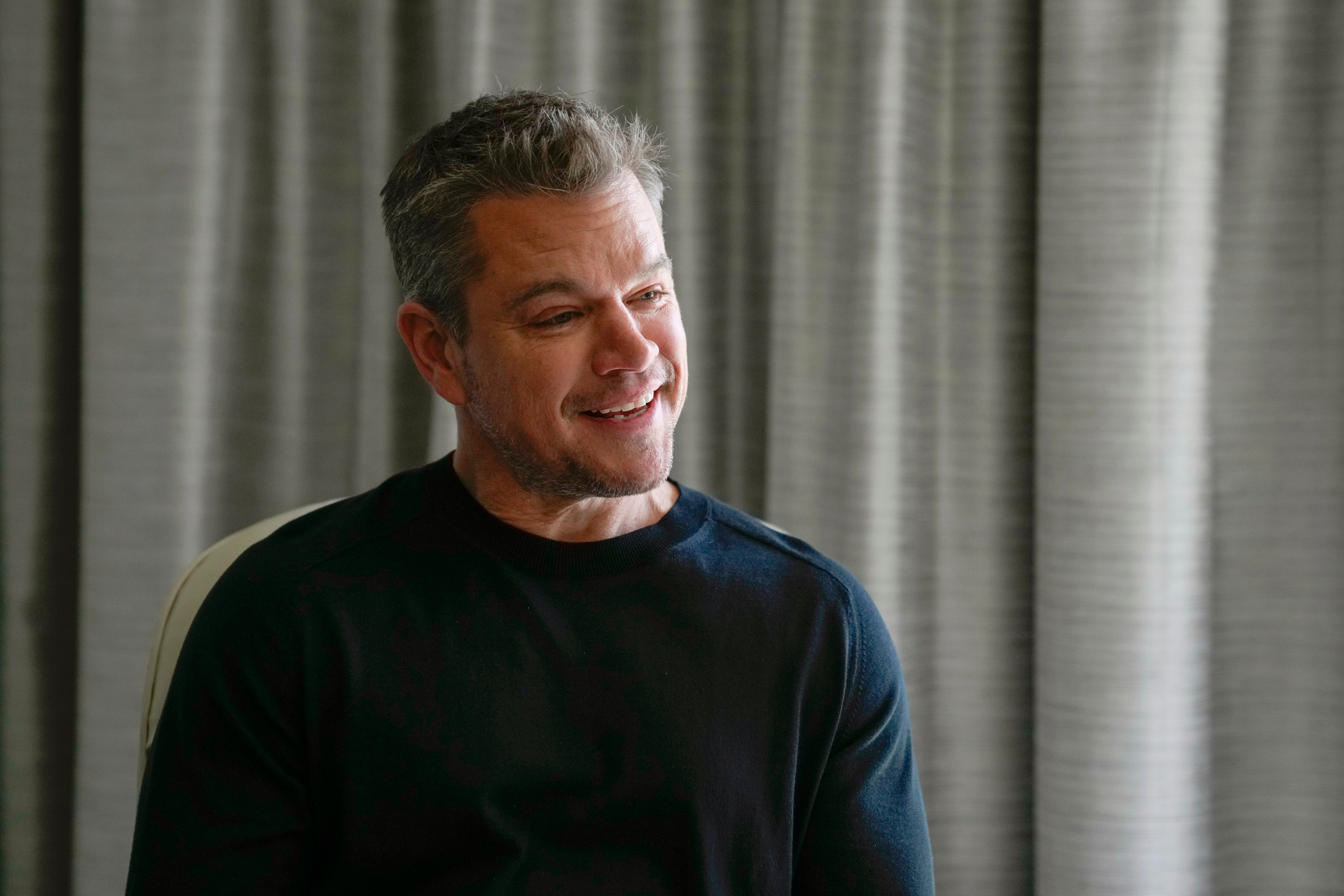 Matt Damon impulsó el debate sobre dietas sin gluten y pérdida de peso tras declarar que adelgazó eliminando esta proteína (Foto AP/Ashley Landis)