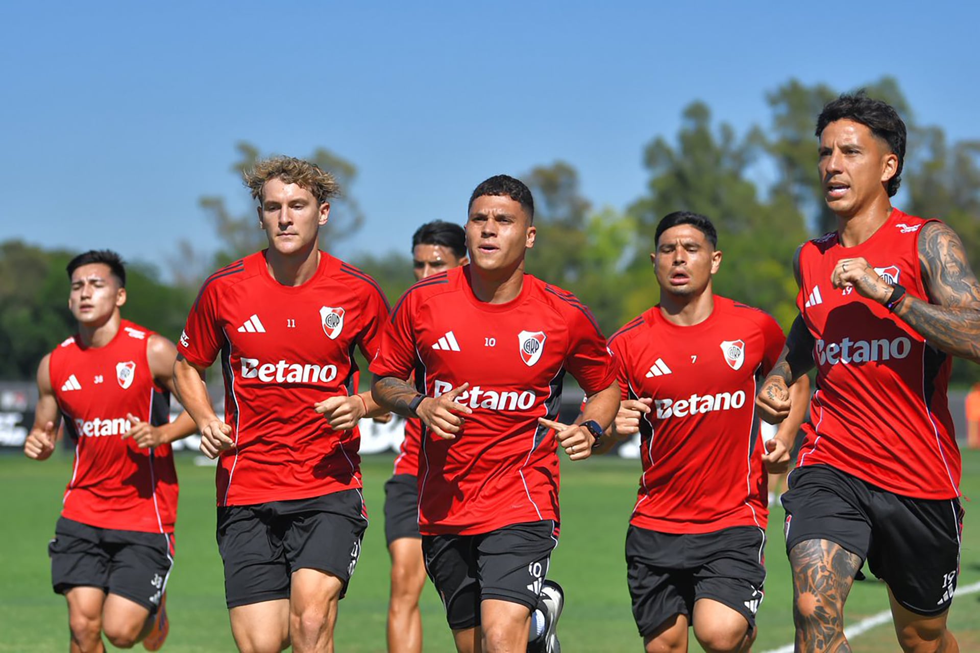 River Plate llevó a cabo una pretemporada clave para revertir la floja imagen que dejó en 2025 (@RiverPlate)