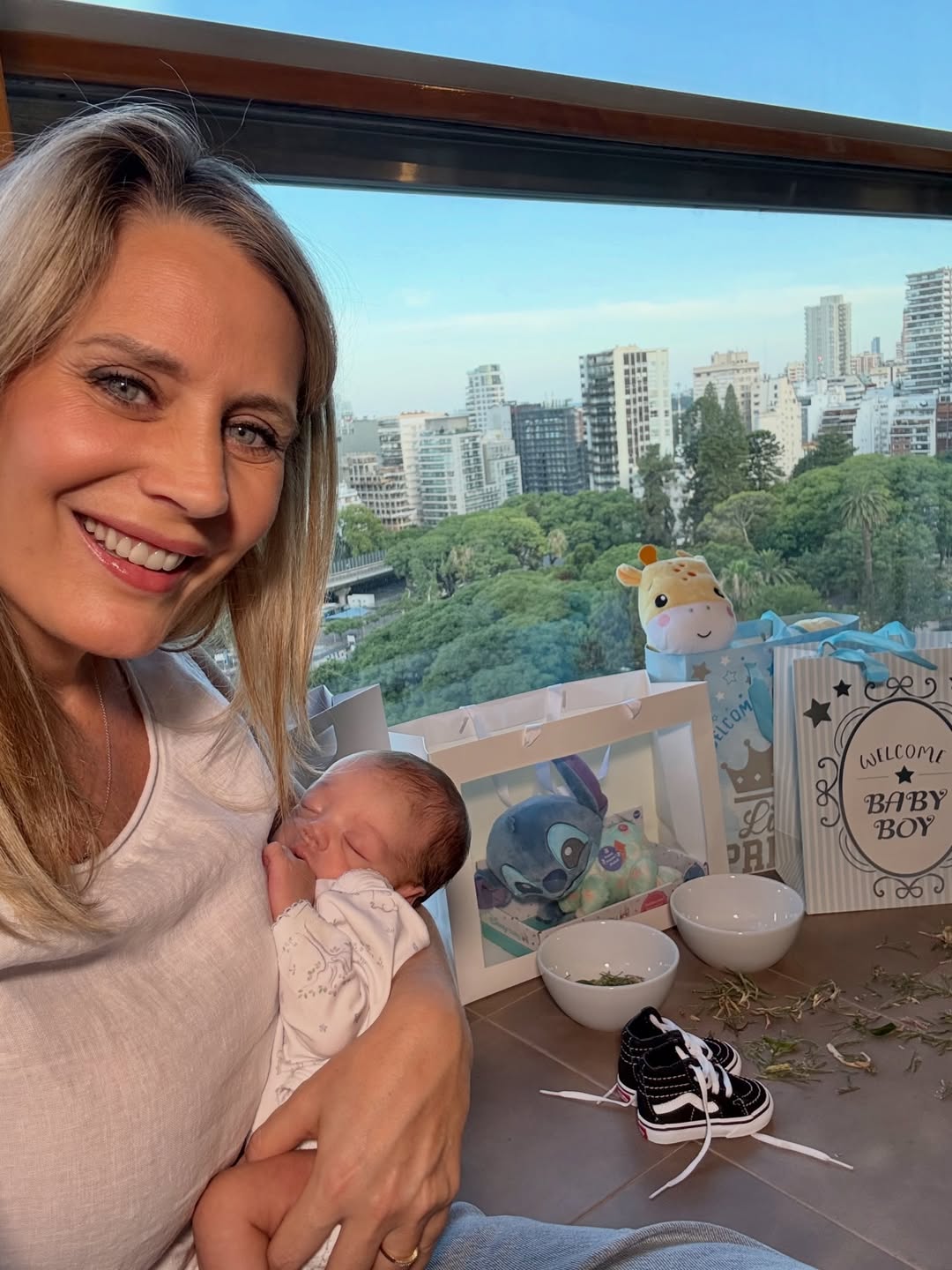 Rocío Marengo no escondió su amoción en el primer Día de Reyes de su hijo Isidro (Instagram)