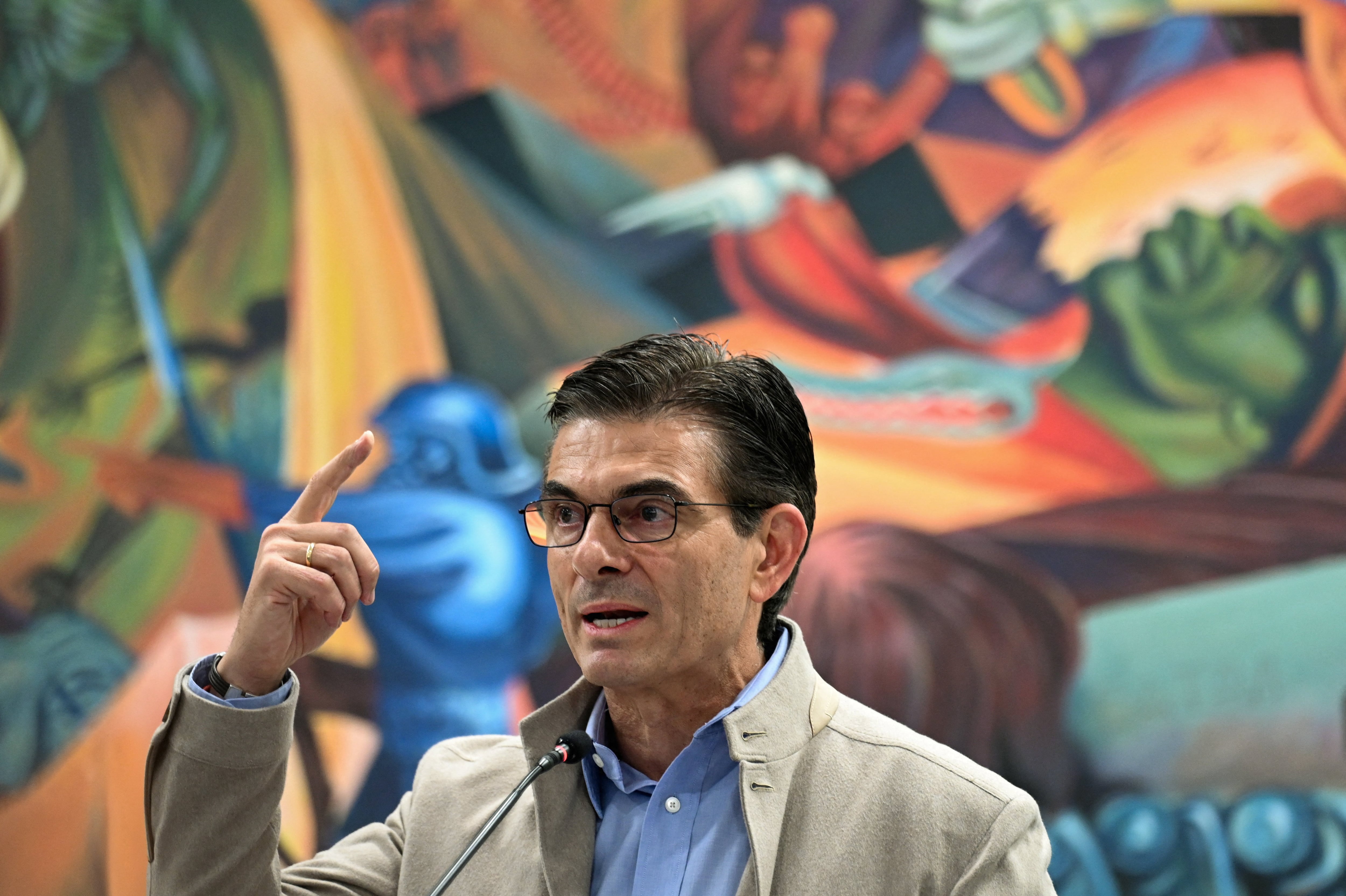 Rodrigo Paz sostuvo que las movilizaciones sindicales contra el retiro de la subvención a los combustibles buscan “atacar la democracia” (REUTERS/Claudia Morales)