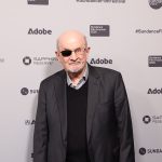 Salman Rushdie: “Cada vez es más difícil hablar e incluso compartiendo idioma, no nos entendemos”