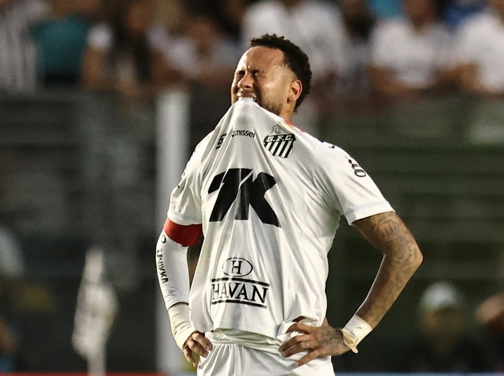 se-termino-el-suspenso-neymar-renovo-y-seguira-en-santos-1 Se terminó el suspenso: Neymar renovó y seguirá en Santos