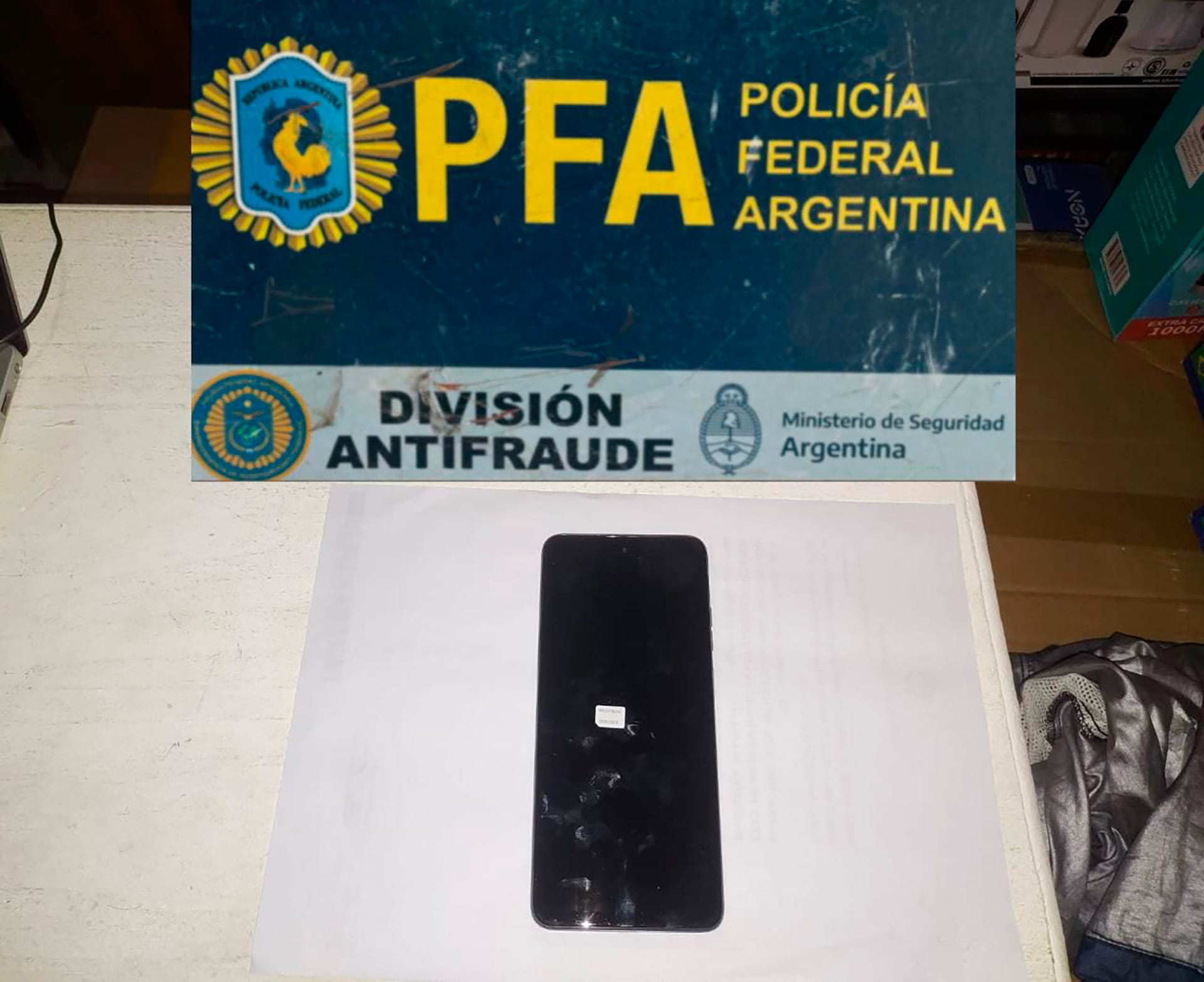 El celular a la dueña del local en Pilar: de allí surgieron pruebas que derivaron en los allanamientos en San Miguel y Chivilcoy