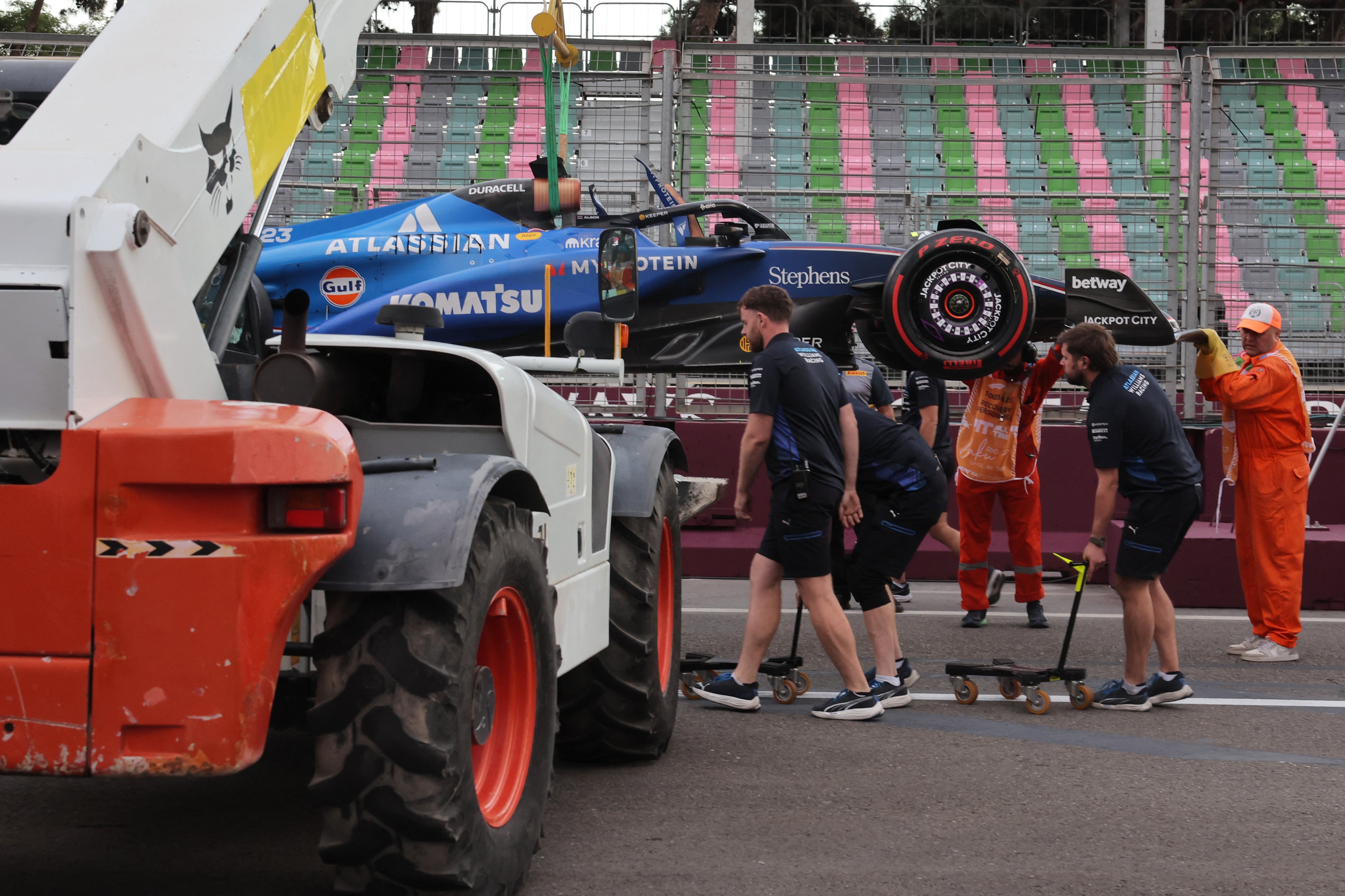 Williams anunció que no llegó a tiempo con el desarrollo del nuevo coche y se ausentará de las primeras prácticas de pretemporada de la Fórmula 1 (Foto: Reuters/Anton Vaganov)