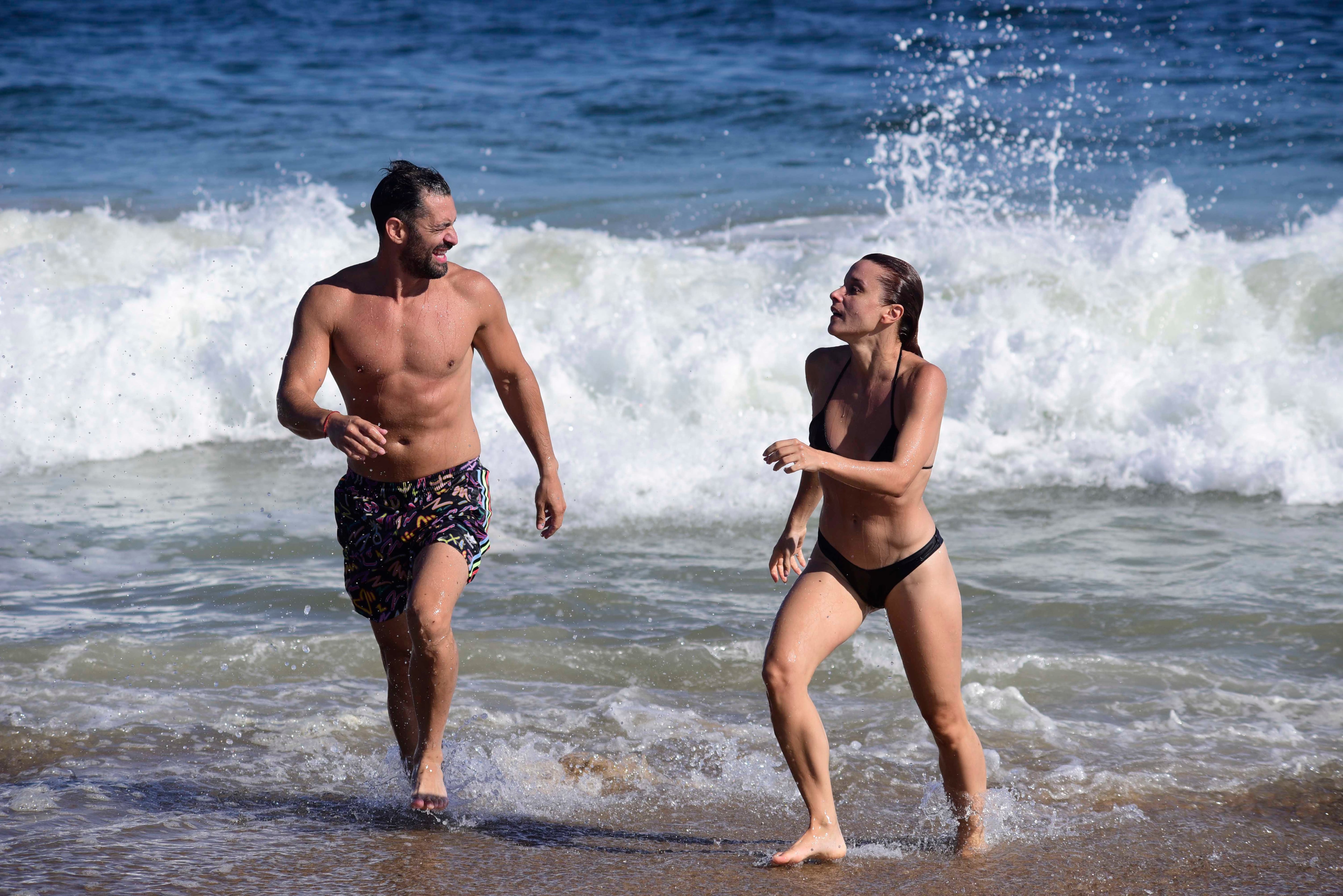 La pareja trabaja junta en un programa de streaming y hace apenas unos días confirmaron su relación