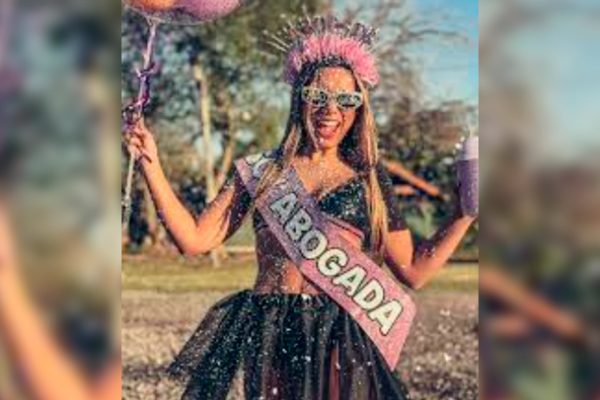 Tras la aparición de un nuevo video, habló el abogado de la argentina retenida en Brasil por gestos racistas