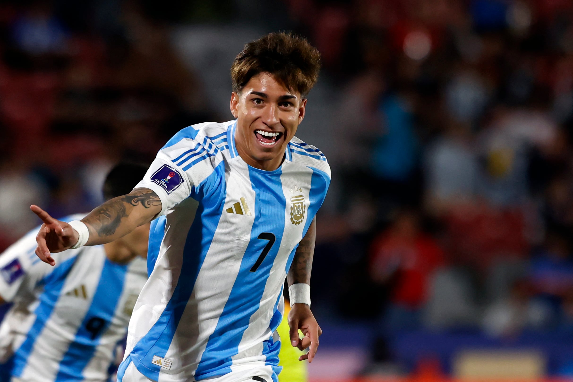 Maher Carrizo estaba en la órbita de River Plate y Boca Juniors, pero seguirá su carrera en Ajax (Photo by Raul BRAVO / AFP)