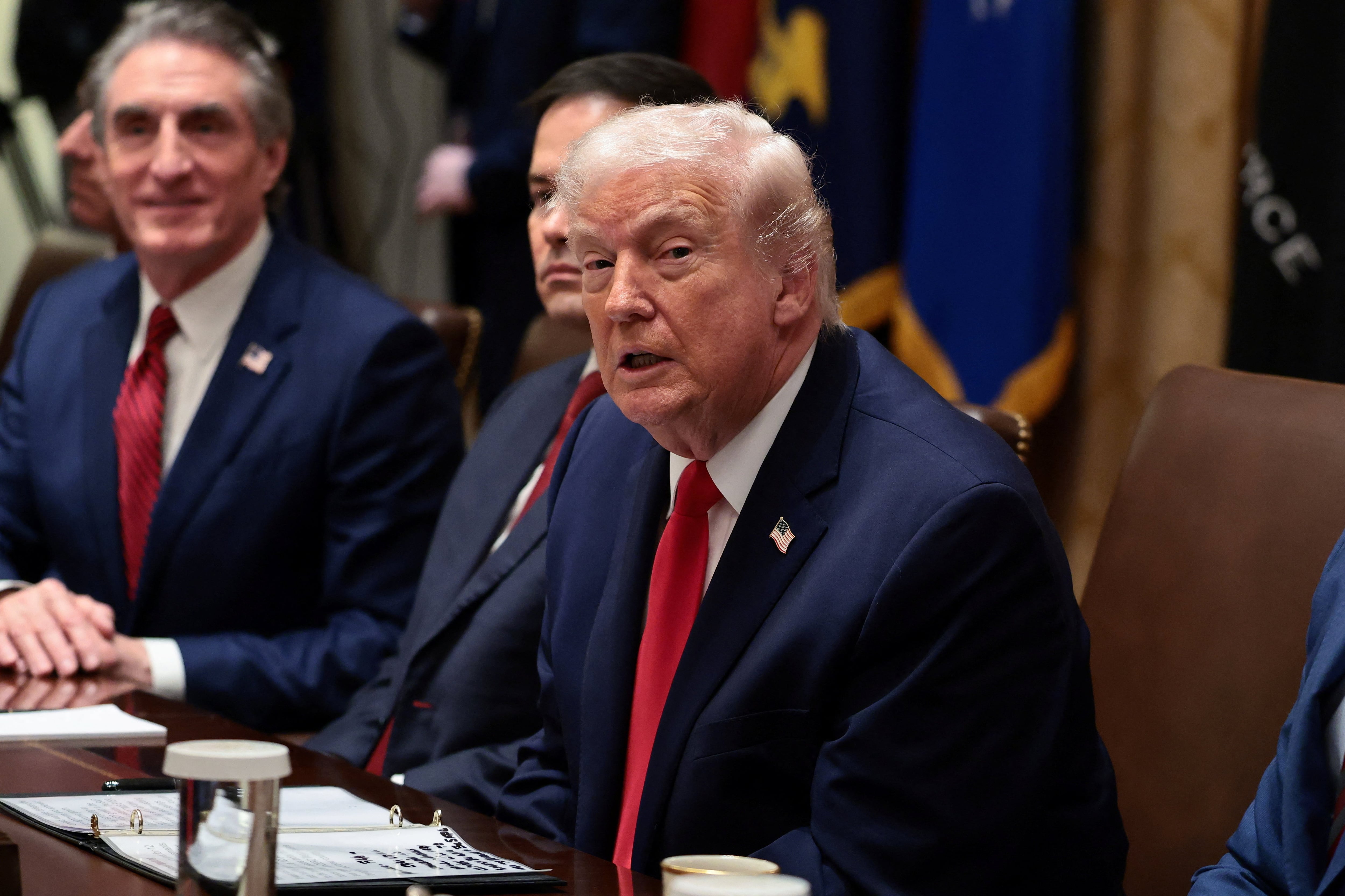 Trump aseguró que Rusia suspenderá los bombardeos en Ucrania durante una semana por el frío extremo (REUTERS/Evelyn Hockstein)