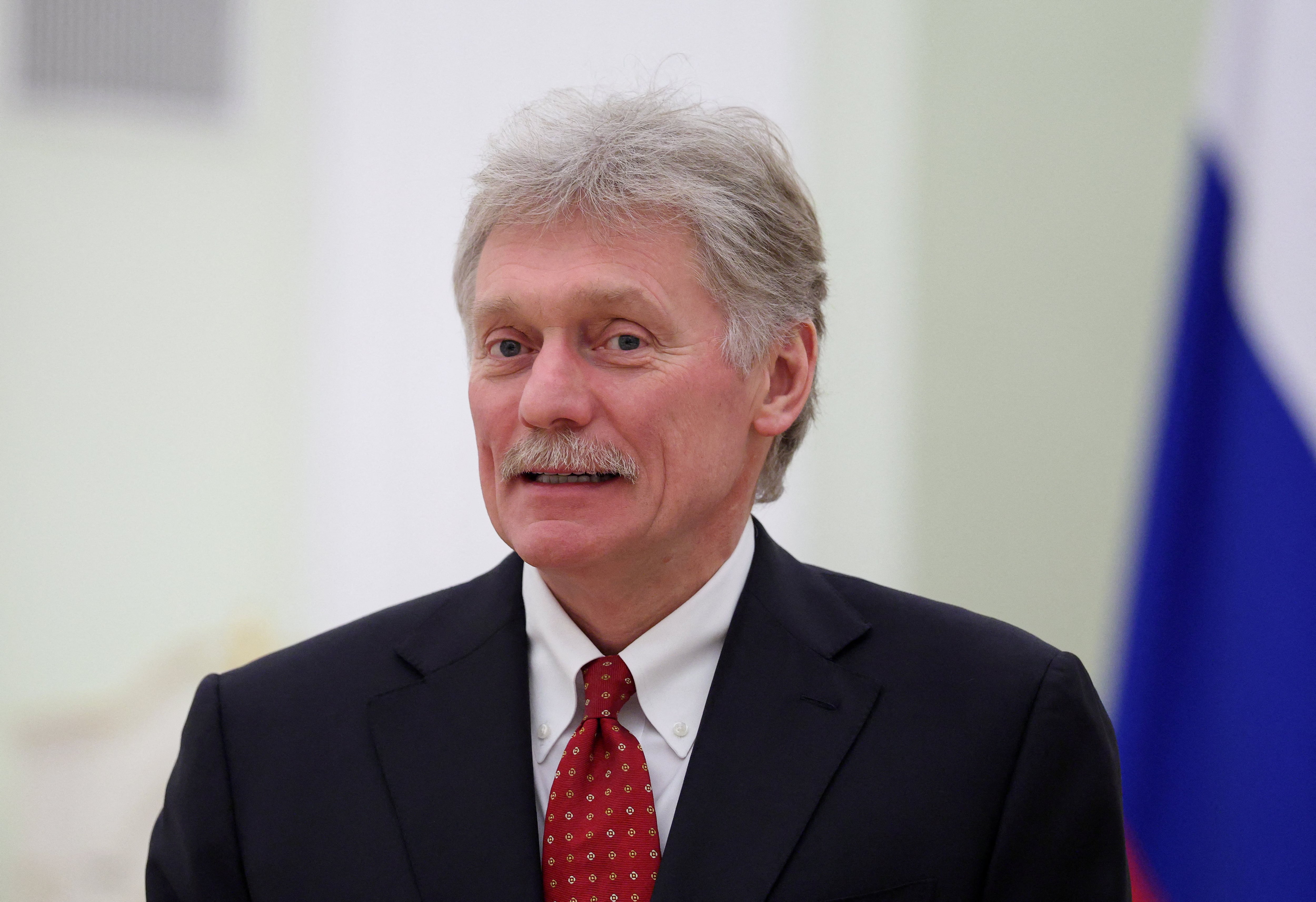El portavoz del Kremlin, Dmitri Peskov, declinó confirmar un acuerdo tras ser consultado por la conversación entre Donald Trump y Vladímir Putin (REUTERS/Ramil Sitdikov/Archivo)
