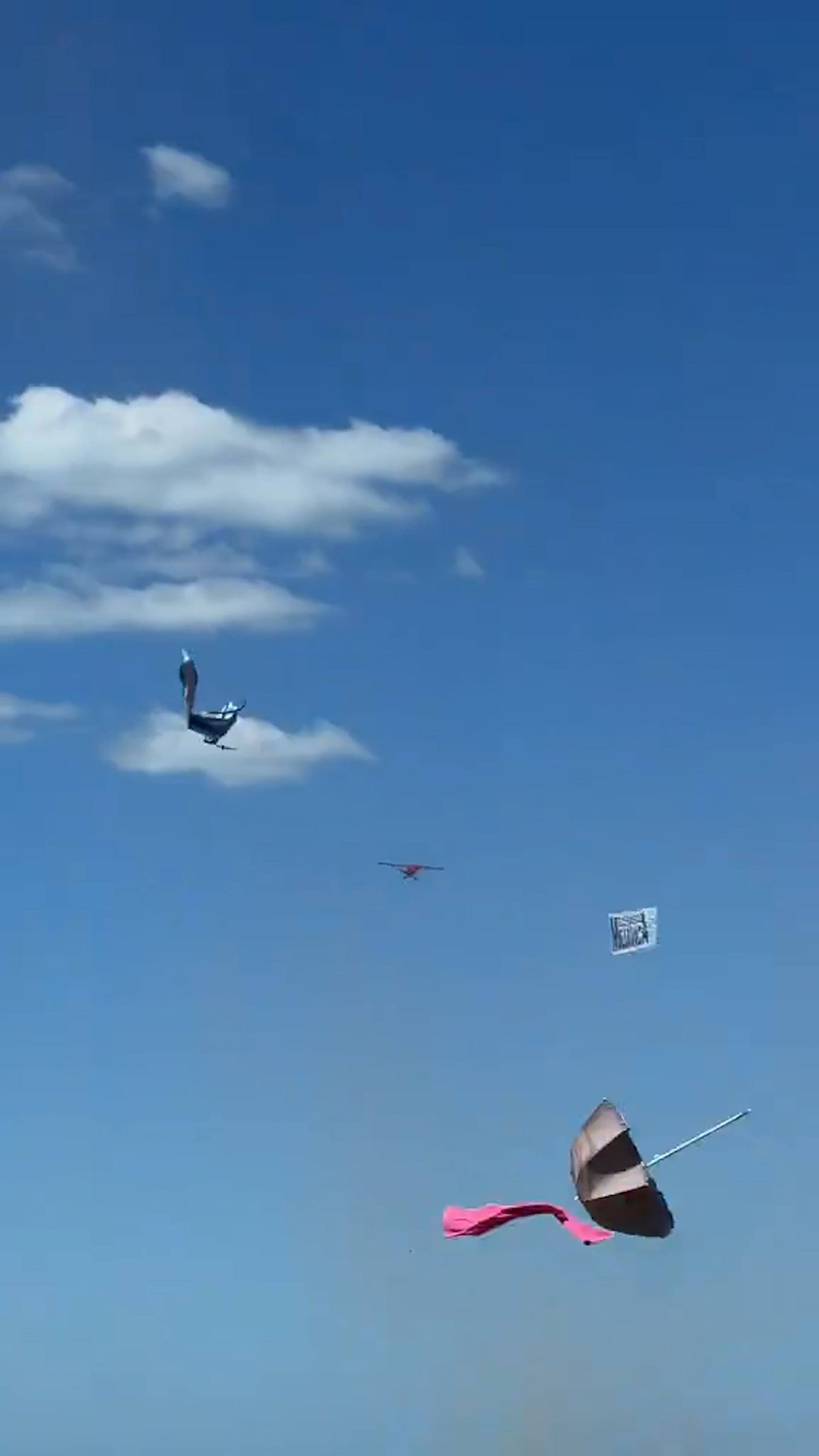 Videos y fotografías del fenómeno viralizaron la noticia de la tolvanera en redes sociales en los días posteriores al suceso