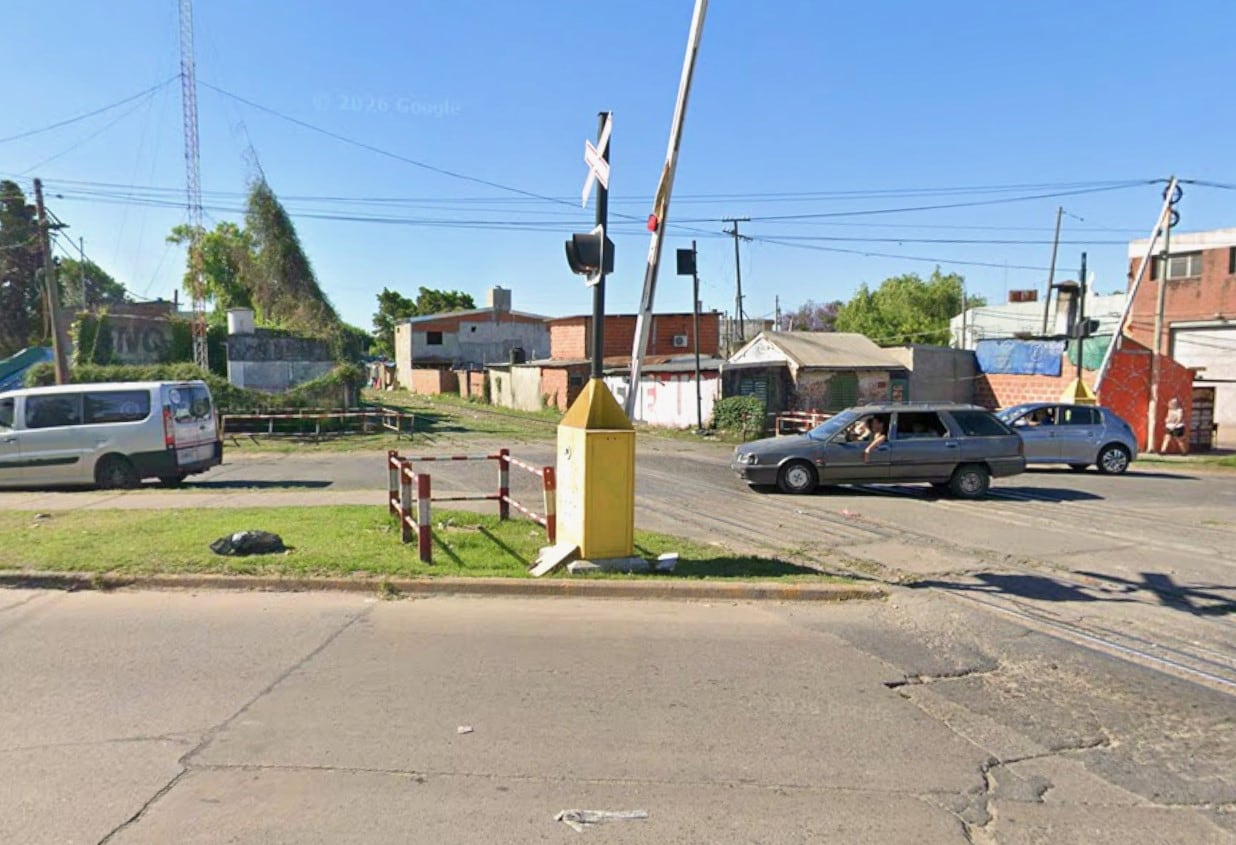 Vecinos del barrio reconocieron al hombre fallecido como repartidor de mercadería de una pollería local