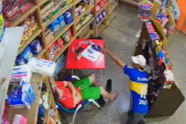 Un ladrón se tiró a un arroyo para huir de la Policía en La Plata, pero fue capturado