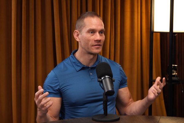 Un neurocientífico explicó cómo las decisiones de estilo de vida influyen en la trayectoria del cerebro con el paso del tiempo