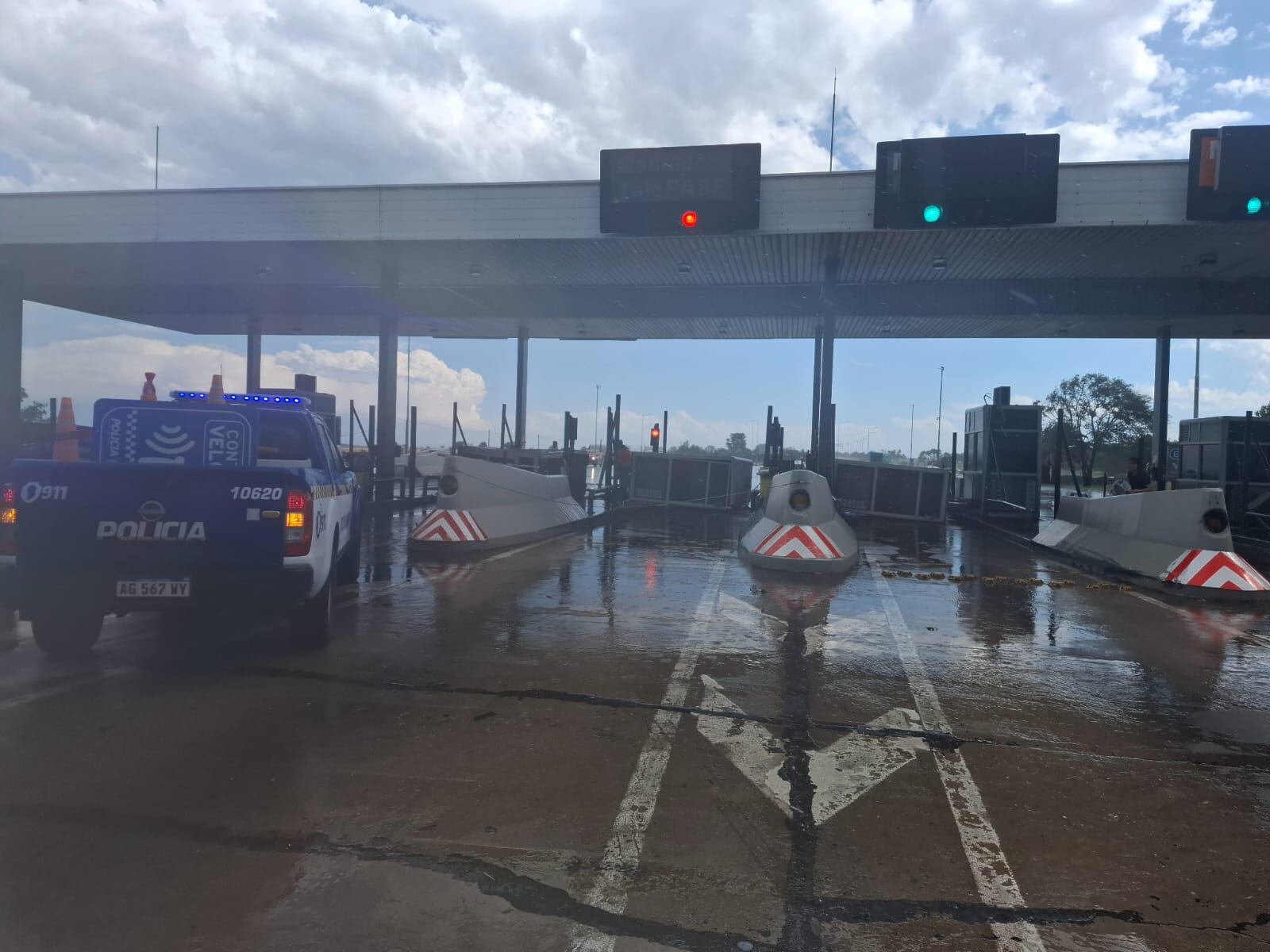 Un trabajador murió electrocutado mientras realizaba tareas de mantenimiento en Firmat y hay dos heridos