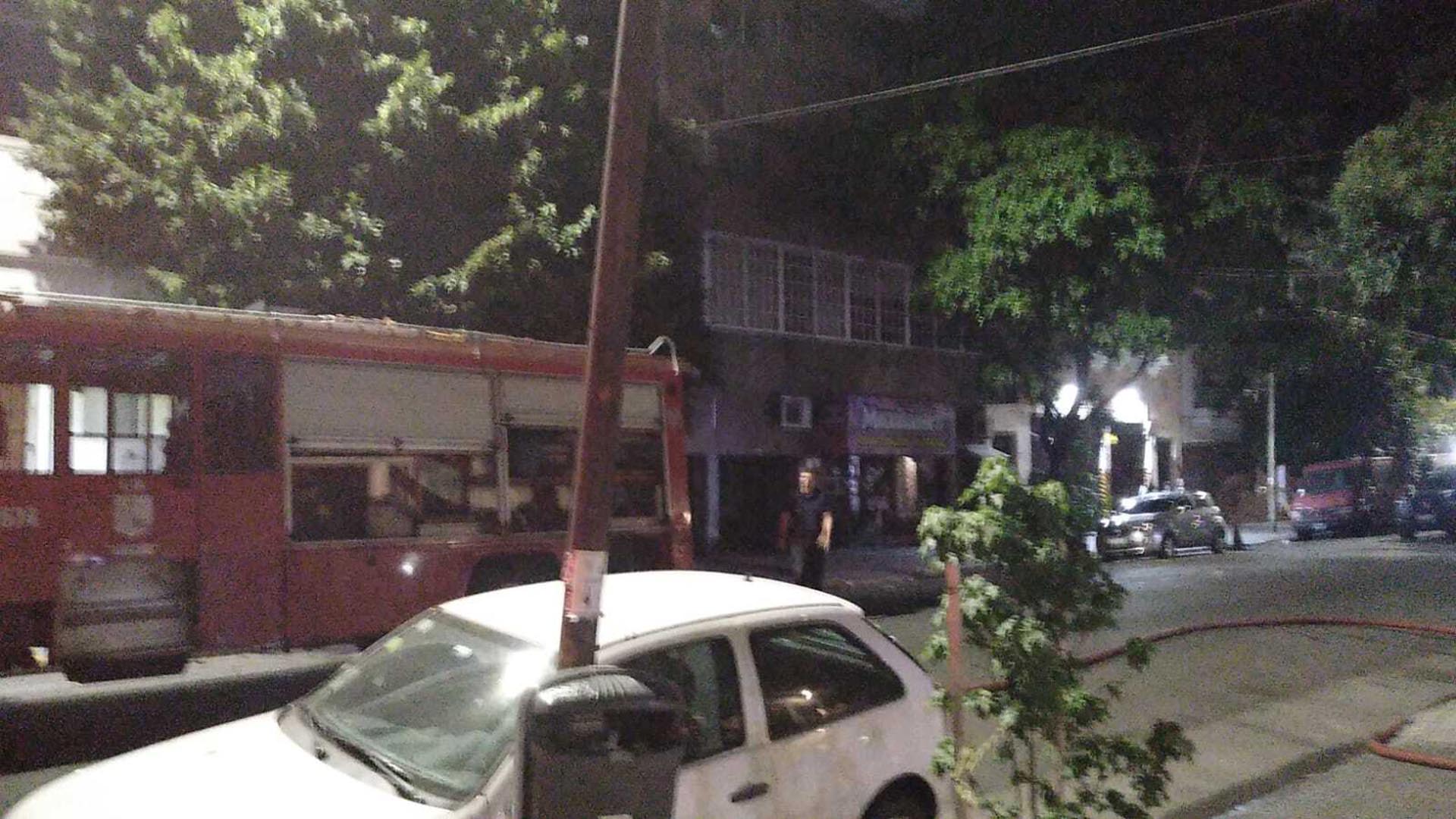 Una mujer de 70 años murió en un incendio en el barrio porteño de Flores