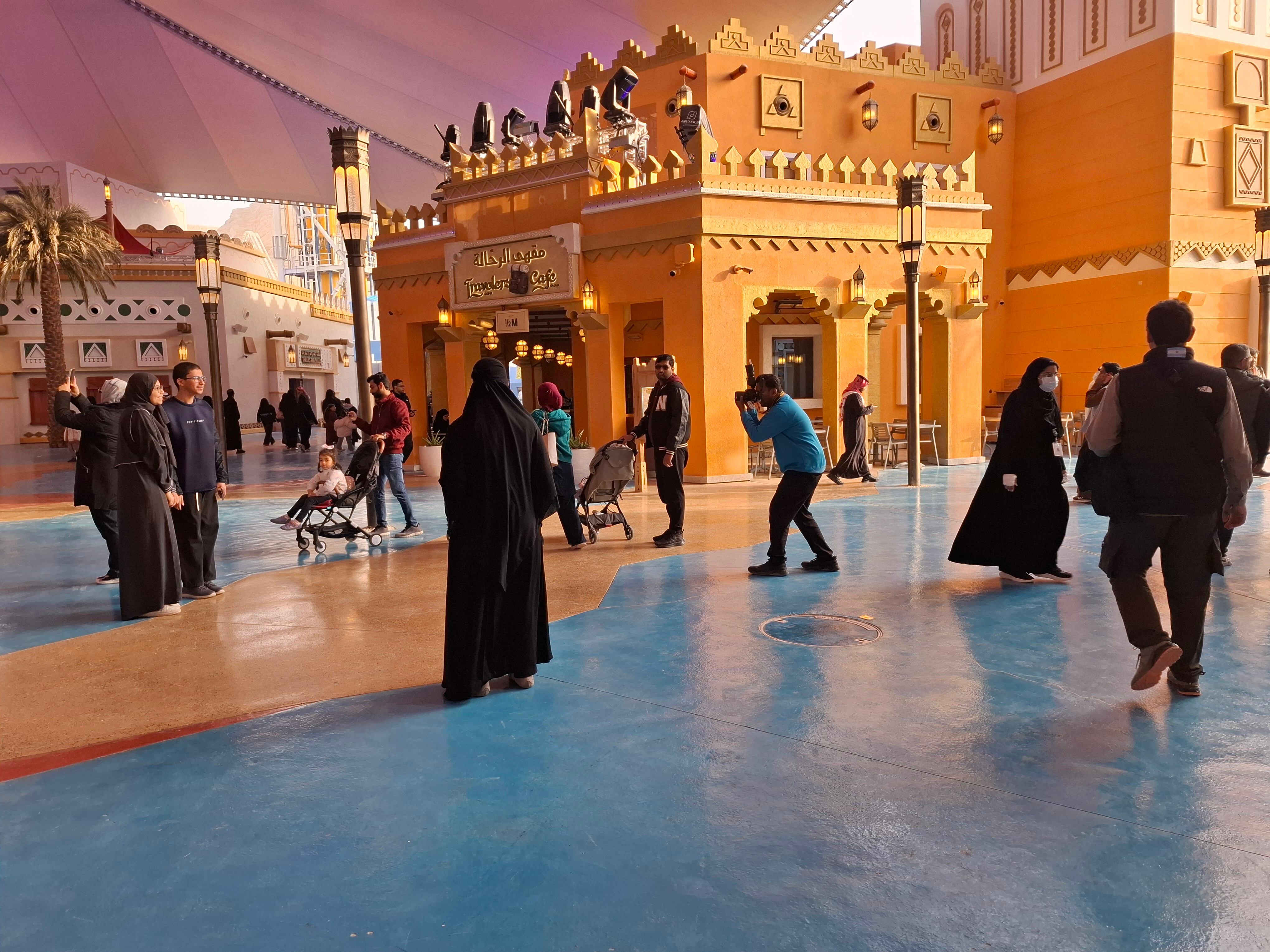 El Six Flags está abierto de 16.00 a 22.00