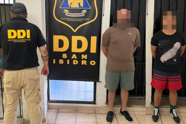 Violento asalto a un jubilado en La Plata: lo ataron, golpearon y le robaron dólares falsos y sus ahorros