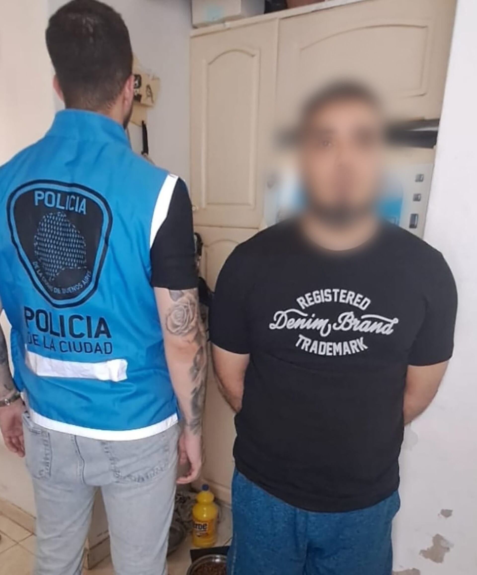La detención ocurrió una semana después del episodio. 