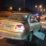 Vuelco y corte parcial en la avenida General Paz: un conductor resultó herido y debió ser trasladado por el SAME aéreo