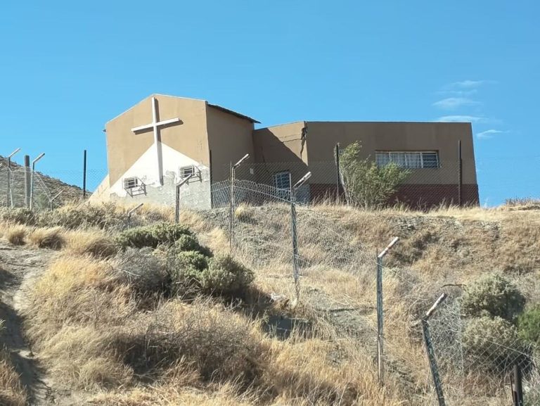 “Ya no hay vuelta atrás”: los relatos de los evacuados tras el desplazamiento de un cerro en Comodoro Rivadavia