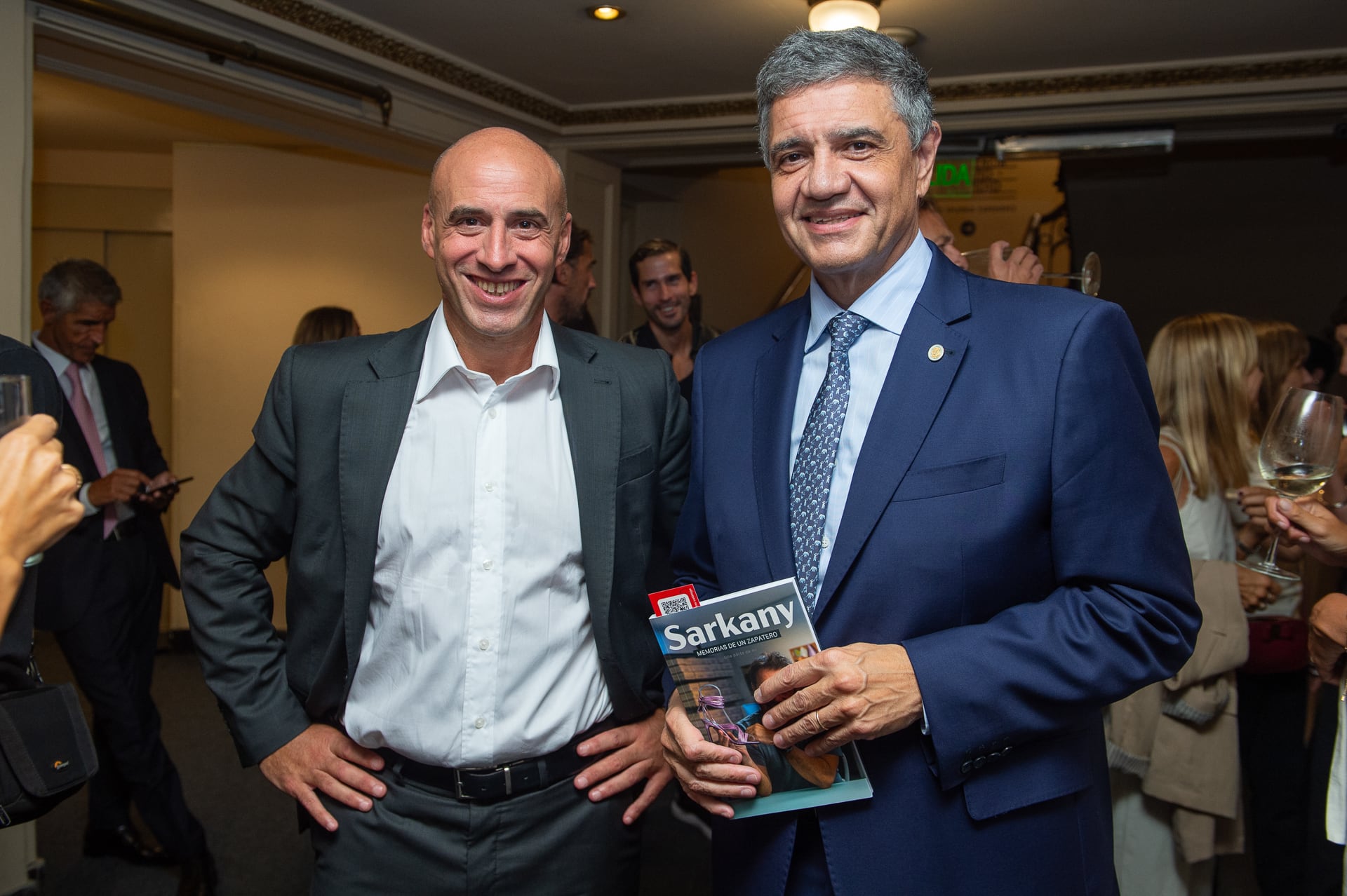 El periodista, Esteban Trebucq, y Jorge Macri 