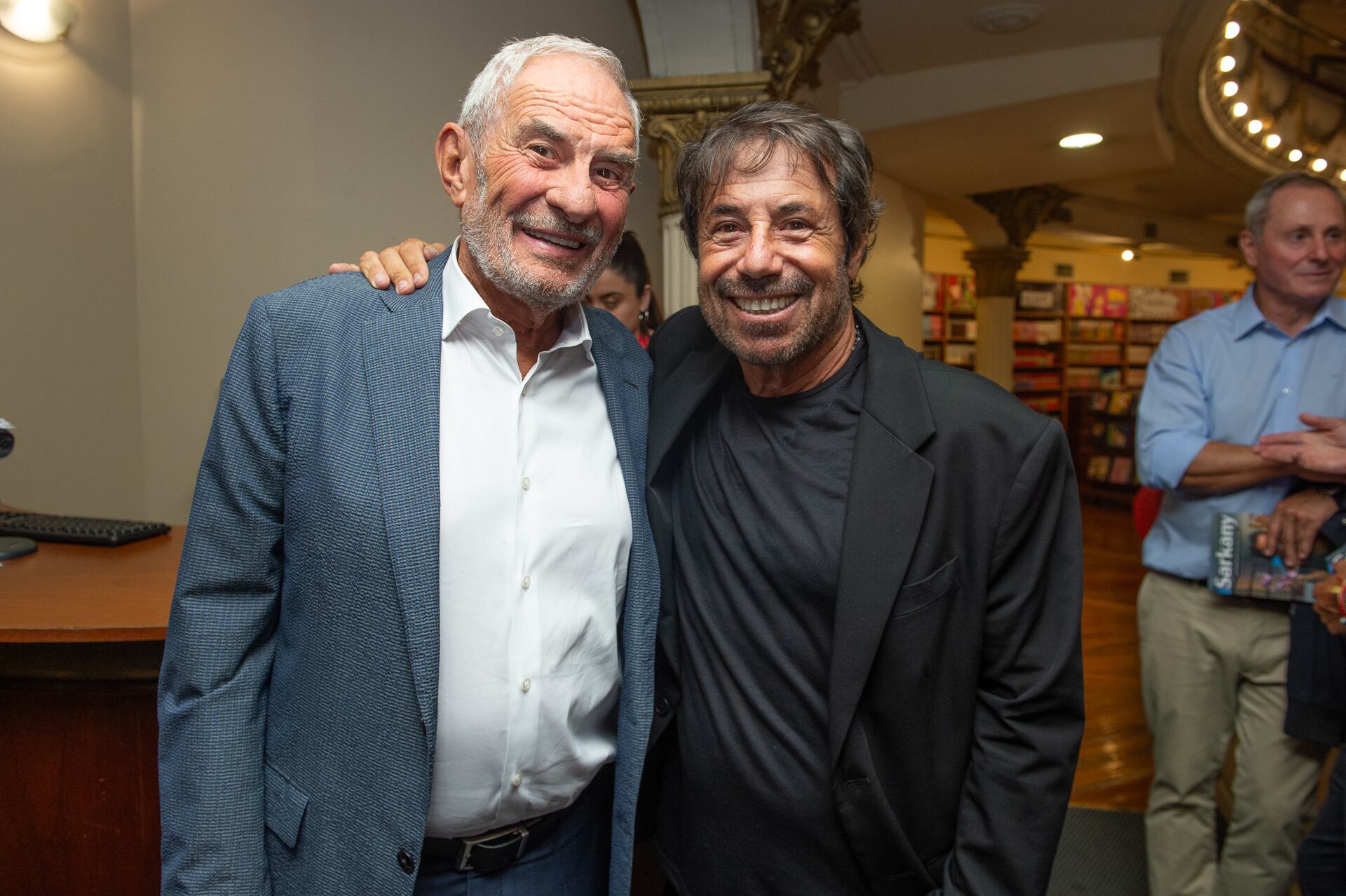 El empresario, Oscar Andreani, y Ricky Sarkany 