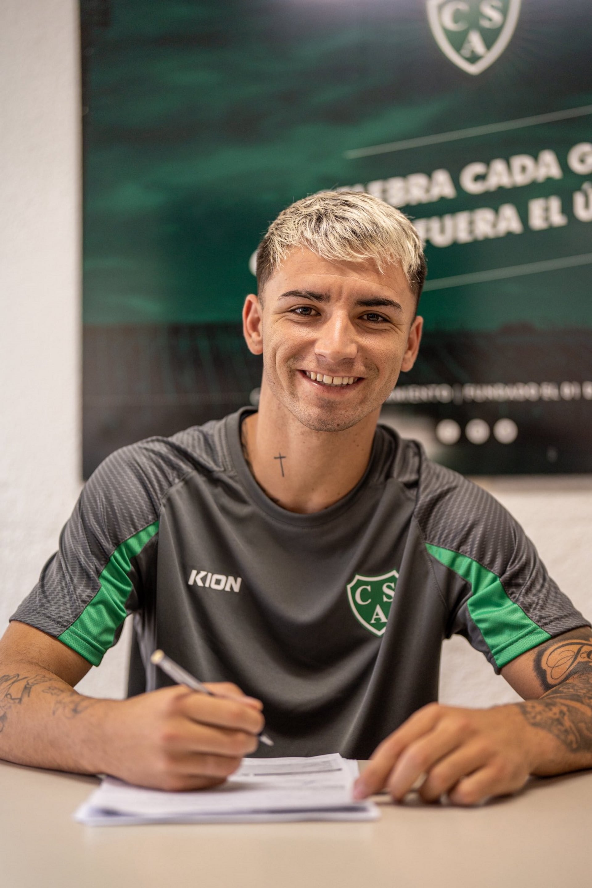 Santiago Salle, que estuvo cedido en San Martín de San Juan, se marchó otra vez a préstamo: firmó en Sarmiento de Junín