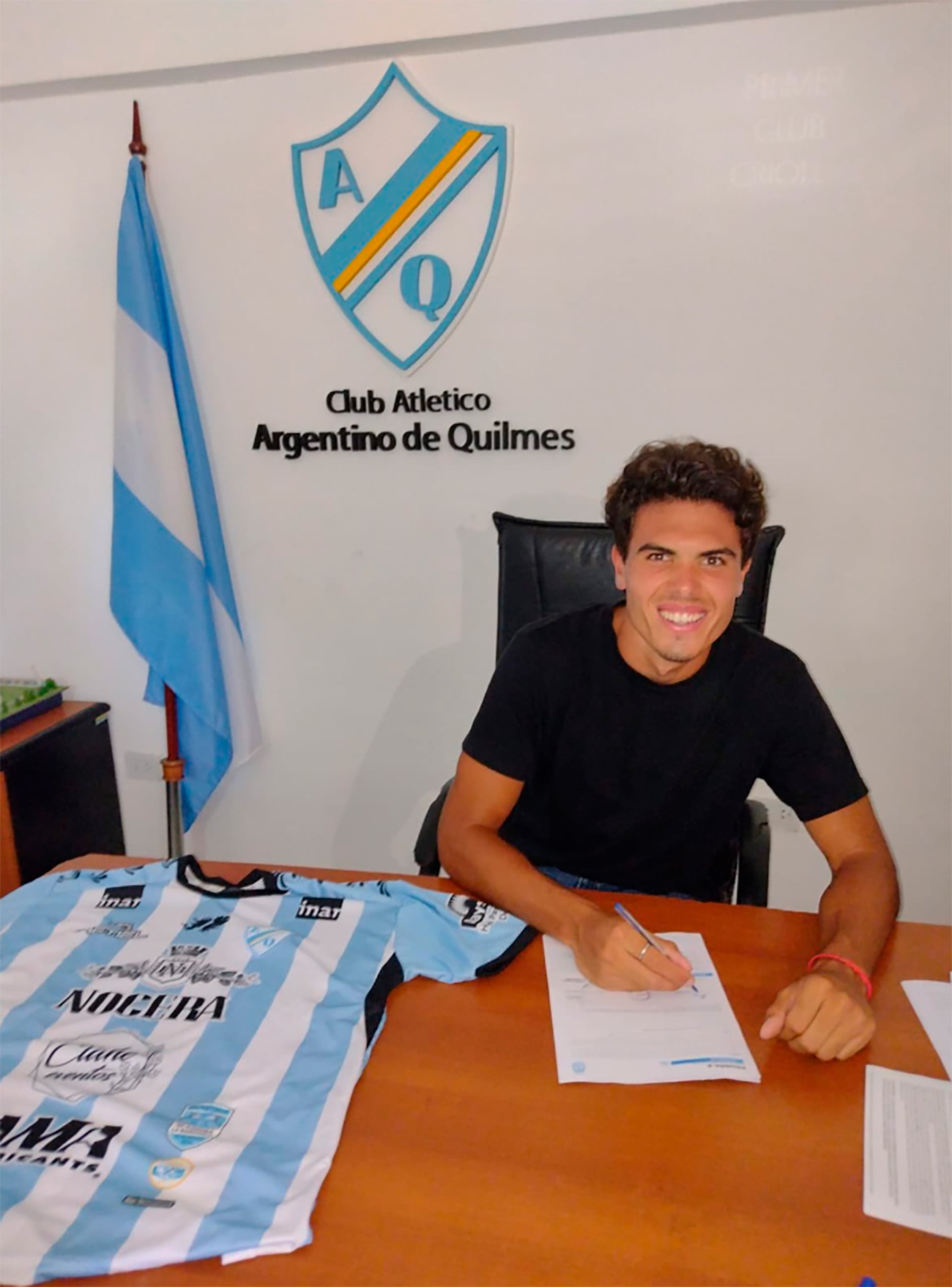 El defensor Axel Poza, surgido de las inferiores, rescindió contrato y se marchó a Argentino de Quilmes