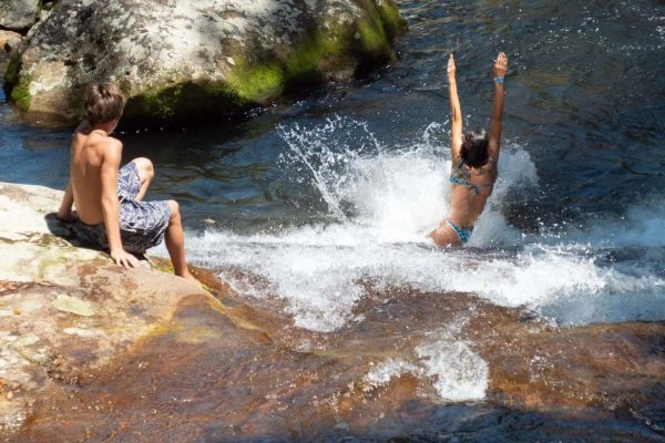 “Amor verdadero”: la romántica frase de Juana Viale a su novio Yago Lange a la orilla del mar